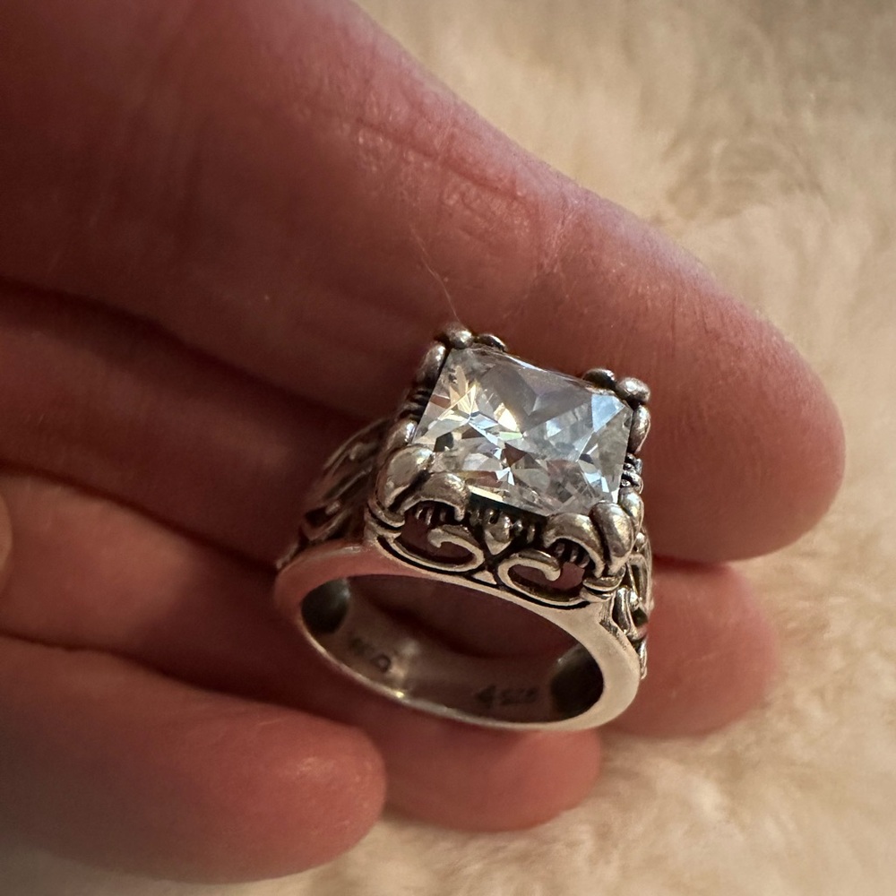 9.25 Silpada Sterling Silver and Uptown CZ Ring Size 7.5 Excellent condition.